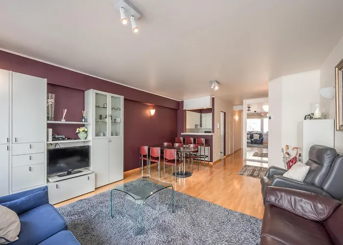 In Near Zeedijk * קנוקה-הייסט