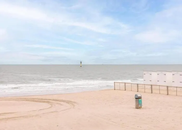 In Near Zeedijk דירה *