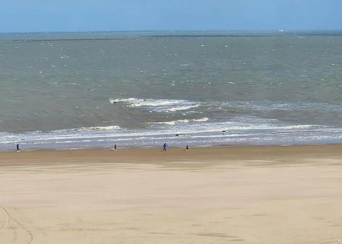 In Near Zeedijk דירה